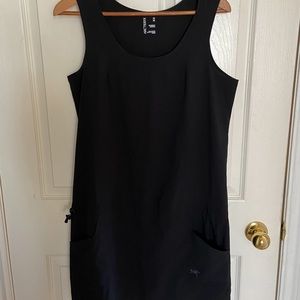Arc’teryx black summer tank / shell dress, size M